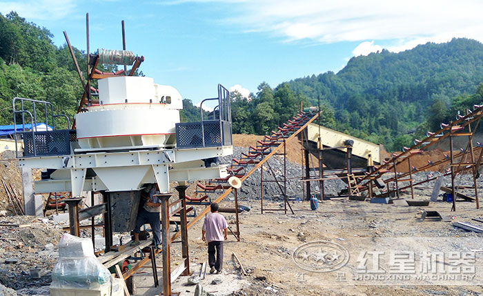 時(shí)產(chǎn)50-60噸建筑垃圾沖擊式破碎機(jī)哪里便宜？河南廠家有推薦嗎？