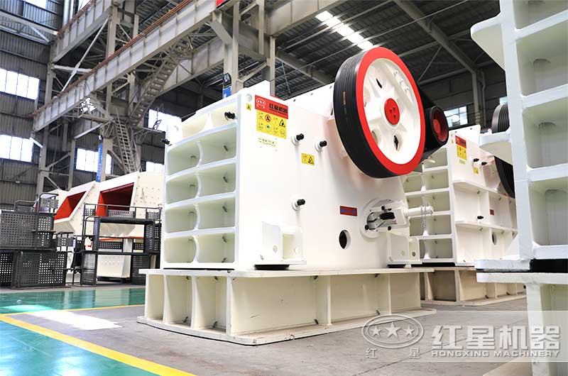 大型鐵礦石破碎機(jī)多少錢一臺？
